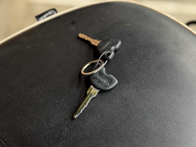 Piaggio vespa sprint 4t sport 80cc (custom) -akrapovic- 2014 scooter, f-277-zh - afbeelding 15 van  24