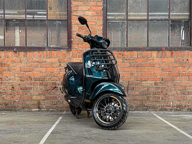 Piaggio vespa sprint 4t sport 80cc (custom) -akrapovic- 2014 scooter, f-277-zh - afbeelding 23 van  24