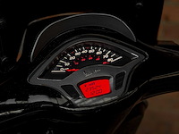 Piaggio vespa sprint 4t sport scooter, dbf-37-h - afbeelding 1 van  2