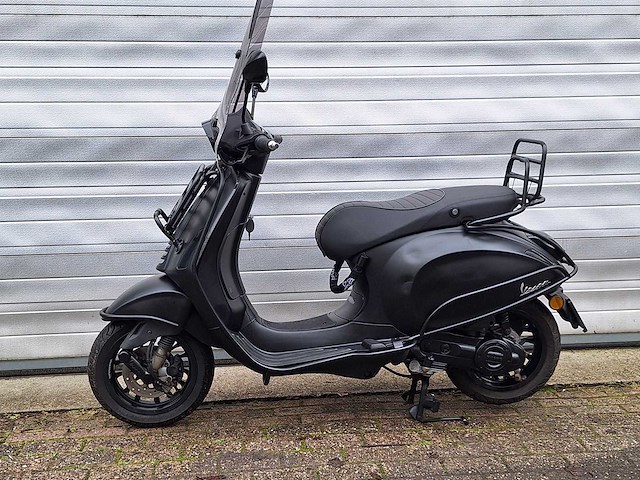 Piaggio vespa sprint notte 45 km bromscooter 4takt - afbeelding 1 van  8