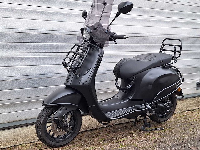 Piaggio vespa sprint notte 45 km bromscooter 4takt - afbeelding 2 van  8