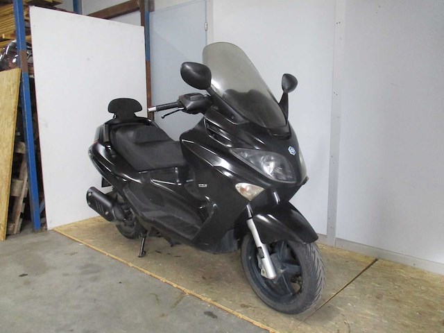 Piaggio x evo 125 - motorscooter - motorcycle - afbeelding 7 van  11