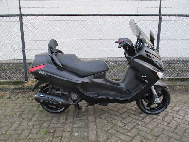 Piaggio x evo 125 - motorscooter - motorfiets - afbeelding 8 van  11