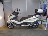 Piaggio x10 - motorscooter - abs/asr 500 cc - motorcycle