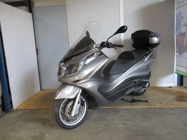 Piaggio x10 350 - motorscooter - abs/asr - motorcycle - afbeelding 4 van  11