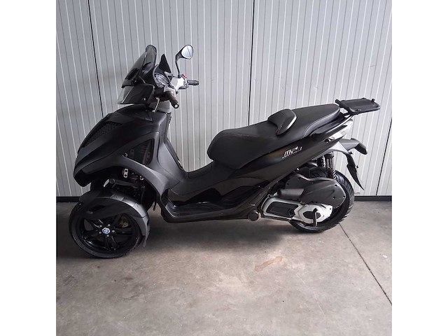 Piaggio yourban 300 lt mp3 motorcycle - afbeelding 1 van  10