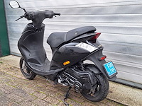 Piaggio zip 25 km snorscooter 4takt - afbeelding 3 van  8