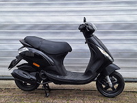 Piaggio zip 25 km snorscooter 4takt - afbeelding 6 van  8