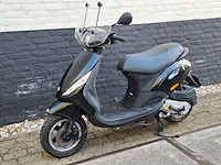 Piaggio zip 25km snorscooter 4-takt - afbeelding 2 van  7