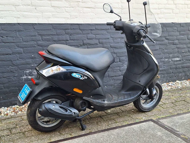 Piaggio zip 25km snorscooter 4-takt - afbeelding 6 van  7