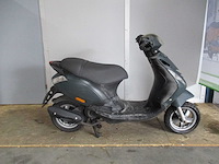 Piaggio zip 4 t alleen voor onderdelen! - snorscooter - scooter - afbeelding 8 van  11