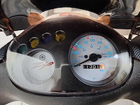 Piaggio zip 45 km bromscooter 4takt - afbeelding 4 van  7