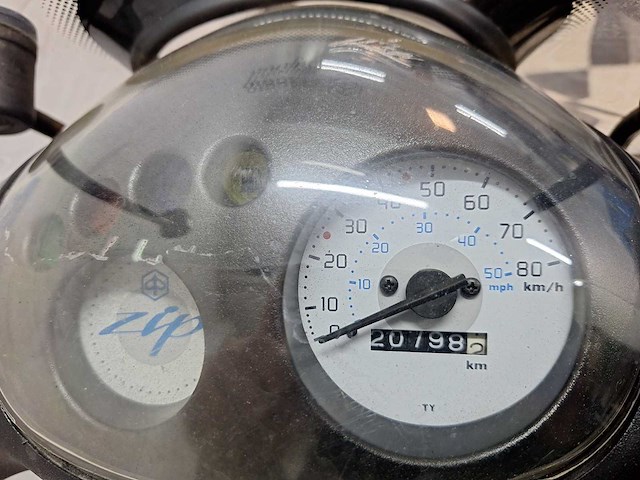 Piaggio zip 45 km bromscooter 4takt - afbeelding 4 van  7