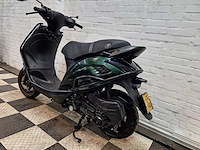 Piaggio zip 45 km bromscooter 4takt - afbeelding 3 van  7