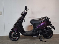 Piaggio zip 45 km bromscooter 4takt - afbeelding 1 van  4