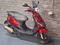 Piaggio zip 45km bromscooter 4-takt - afbeelding 6 van  7