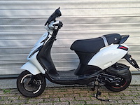 Piaggio zip 45km bromscooter 4-takt