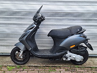 Piaggio zip 45km bromscooter 4-takt