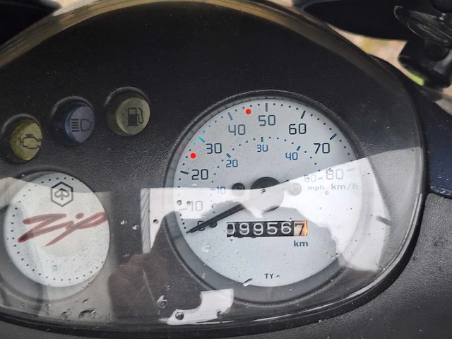 Piaggio zip 45km bromscooter 4-takt - afbeelding 4 van  7
