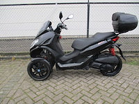 Piagio mp3 300 hpe - driewieler motorscooter - sport - motorfiets