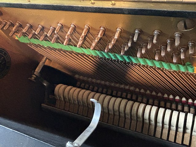 Piano, schweizerstein, hu-200 - afbeelding 2 van  19