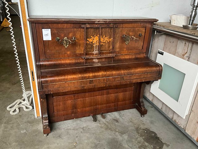 Piano - afbeelding 1 van  6