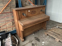 Piano - afbeelding 1 van  5