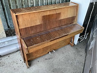 Piano - afbeelding 1 van  6