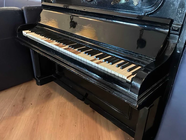 Piano - afbeelding 5 van  8