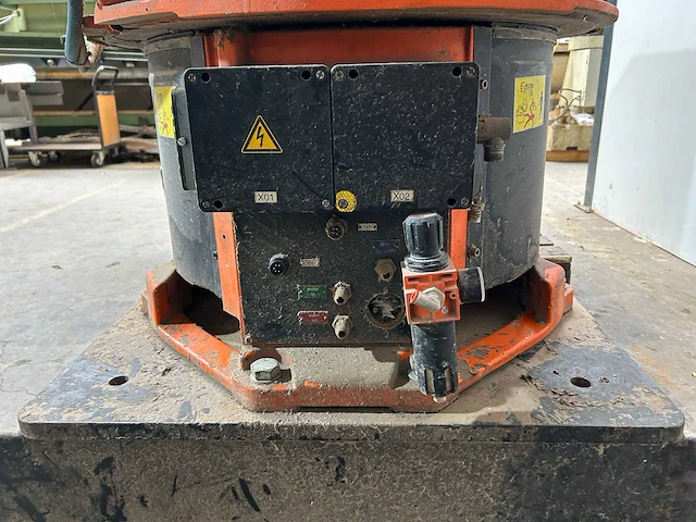 Pick and place - kuka - kr 150l 150sp/2 - industrial robot - 2001 - afbeelding 11 van  14