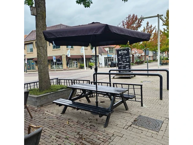 Picknick bank - afbeelding 1 van  1
