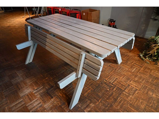 Picknick tafel met inklapbare zijkant (3x) - afbeelding 3 van  5