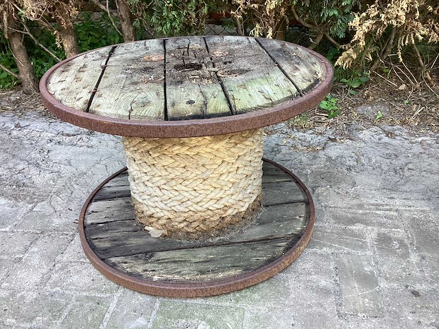 Picknicktafel met 2 haspels/bijzettafels - afbeelding 3 van  5