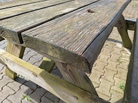 Picknicktafel met tuinhuisje - afbeelding 3 van  11