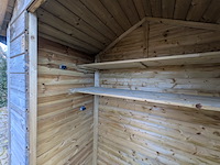 Picknicktafel met tuinhuisje - afbeelding 5 van  11