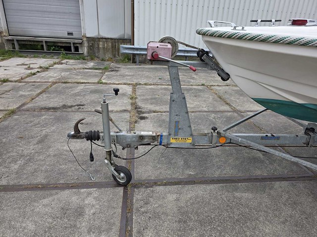 Pico / atlanta - speedboot volvo penta inboard 130 pk + trailer - afbeelding 37 van  42