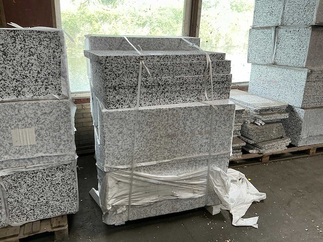 Piepschuim isolatie 50x500x1000 cm (288x) - afbeelding 1 van  5