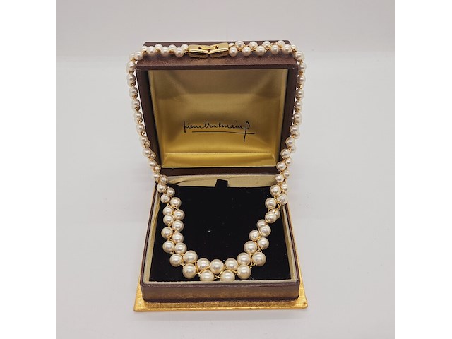 Pierre balmain parelsnoer collier - inclusief balmain doos - afbeelding 1 van  8