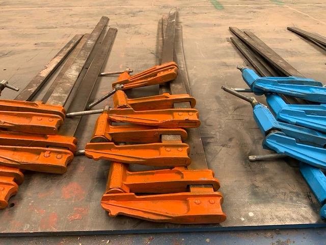 Piher lijmklemmen (4x) - afbeelding 2 van  5