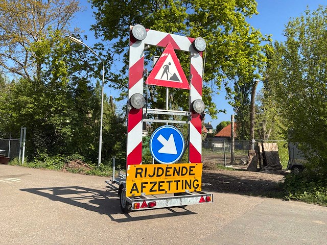 Pijlwagen/actiewagen 750kg - afbeelding 1 van  11
