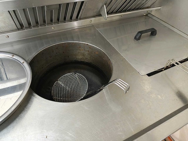 Pijpops - 2000 - apg5500f - foodtruck - afbeelding 6 van  49