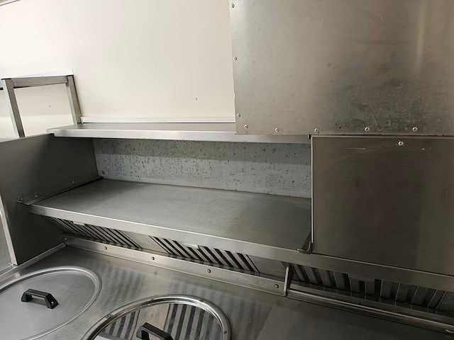 Pijpops - 2000 - apg5500f - foodtruck - afbeelding 9 van  49