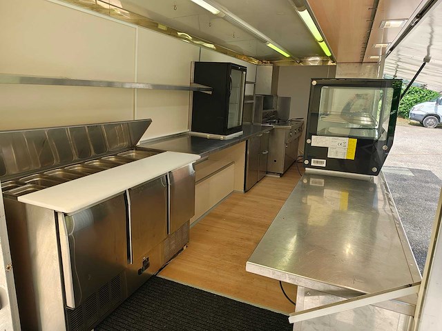 Pijpops - 2000 - apg5500f - foodtruck - afbeelding 48 van  49