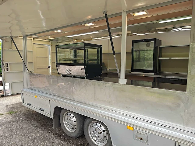 Pijpops - 2000 - apg5500f - foodtruck - afbeelding 52 van  53