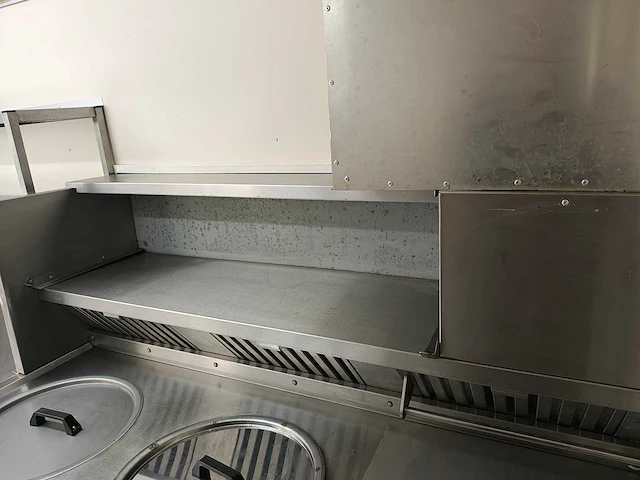 Pijpops - 2000 - apg5500f - foodtruck - afbeelding 10 van  53