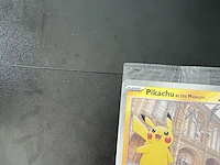 Pikachu at the museum promo-pokémon-kaart (in groot formaat) - afbeelding 3 van  8