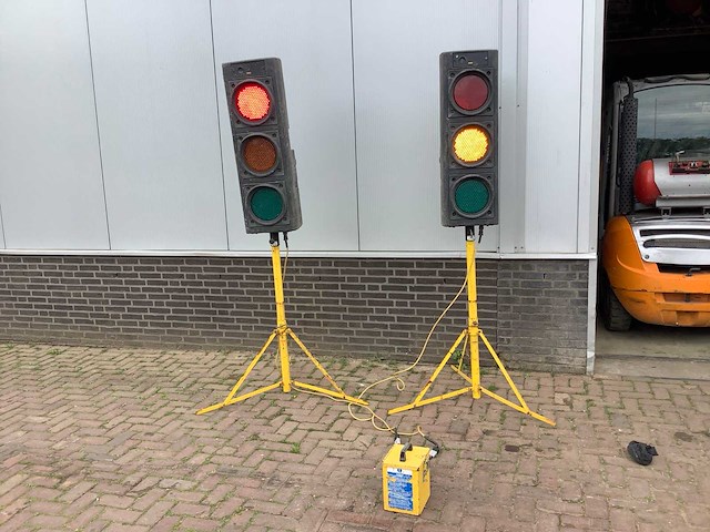 Pike muti verkeerslichten - afbeelding 2 van  7