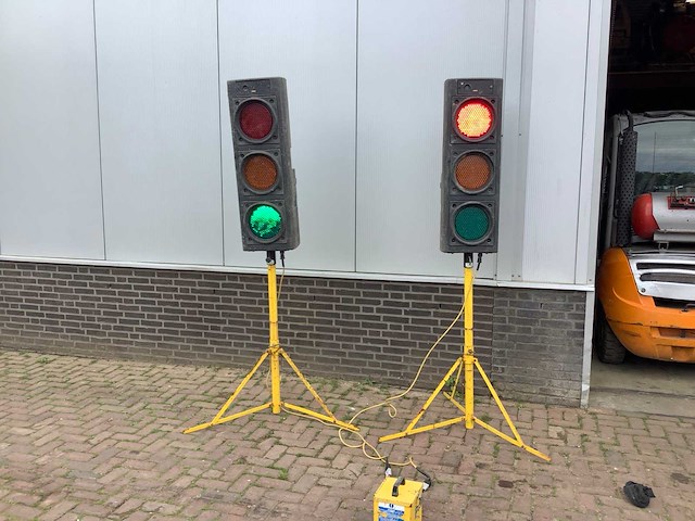 Pike muti verkeerslichten - afbeelding 4 van  7