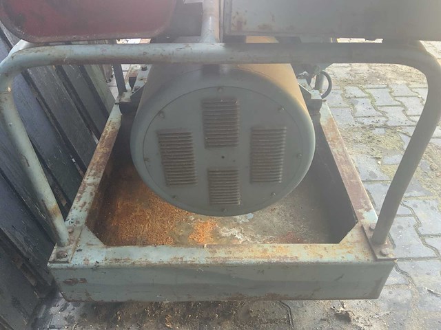 Pillen deutz stroomgenerator - afbeelding 17 van  20