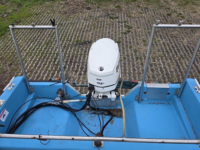 Pilot - zeewaardig - visboot met trailer en 50 pk evinrude etec - afbeelding 14 van  44